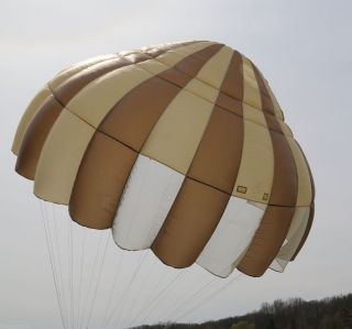 National Phantom 26ft Round reserve skydiving parachute canopy 4