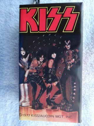 KISS 1977 TRANSISTER RADIO in shape with box AUCOIN 2