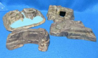 Marx 4 Piece Western/prehistoric Rock Set In Attractive Marbled - Swirled Colors