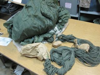 Nos Mc1 - 1b Military Parachute 32 Ft Steerable Un - Issued Lines In Tact Usa Made