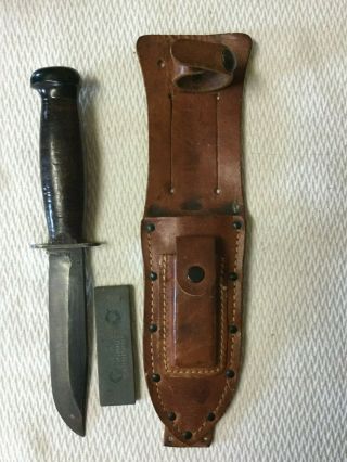 Vintage WW2 Camillus N.  Y.  U.  S.  N.  Mark 1 Knife and Sheath 2