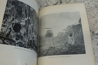Report on the War in Vietnam 1968 Miliatry Book Manuel w/ Maps 8