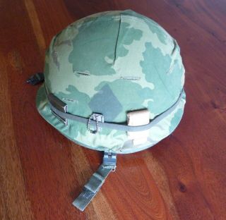 Vietnam War Us U.  S.  Airborne Helmet,  M1,  Paratrooper,  Complete & Bonus