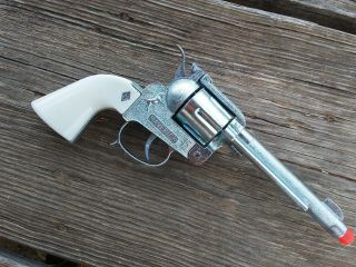 Maverick 45 Toy Cap Gun Leslie - Henry Wild West Toys White Grips