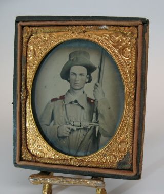 RARE CIVIL WAR 1/6 AMBROTYPE CONFEDERATE SOLDIER WITH COLT & RIFLE & HARDEE HAT 7