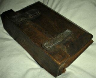 ANTIQUE c.  1830–1850S PRIMITIVE FOLK ART CARVED WOOD BOOK BUTTER MOLD vafo 3