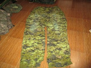 Canadian Cadpat Issue Combat Pants 36,  Very Good
