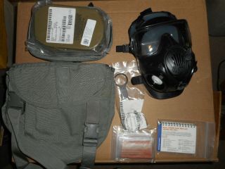 Avon M50 /us Military Gas Mask (medium)