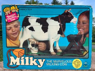 Vintage 1977 Milky The Marvelous Milking Cow Toy,  Contents Kenner