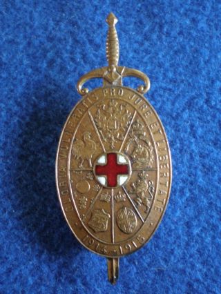 France: French Red Cross Medal For The Wounded,  Type 2,  1914 - 1915.