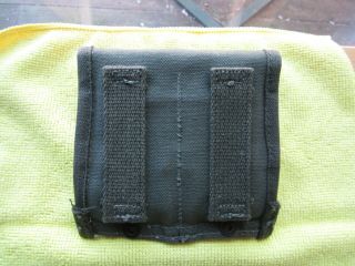 US Military Vintage M1 Clip Pouch & 2 Magazines Great Conditions. 9