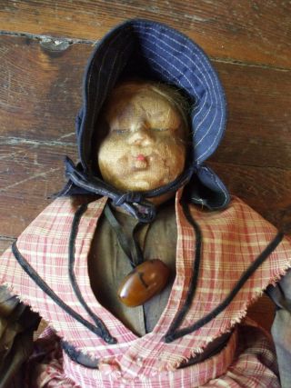 Antique Primitive Pilgrim Doll Beautifully Made Detailed Fabric Molded Face Lady 11