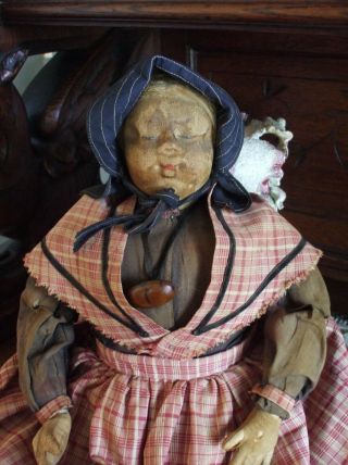 Antique Primitive Pilgrim Doll Beautifully Made Detailed Fabric Molded Face Lady 2