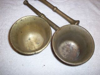 TWO VERY EARLY ANTIQUE CAST BRASS MORTAR & PESTLE ' S 4