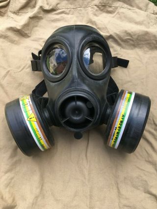 British Sbs Army Police Fm - 12 Double Filter Gas Mask Respirator Size 2