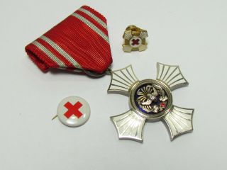 JAPANESE MEDAL RED CROSS GOLD MERIT AWARD BADGE MEDIC NURSE DOCTOR POST WW2 WWII 8