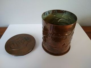 ABSOLUTELY STUNNING NEWLYN ARTS & CRAFTS COPPER TEA CADDY.  FISH MOTIFS.  RARE 11