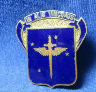 Wwii 19th Bombardment Group In Alis Vincimus Di Unit Crest Pin By Meyer Rare