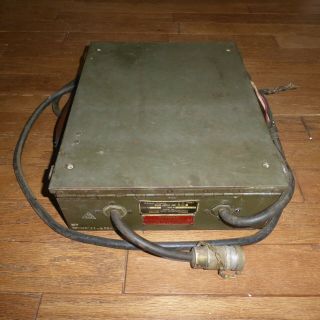 (1) U.  S.  Army Bc - 659 - K Signal Corps.  Radio Pe - 97 - A Plate Supply Unit (scr - 610)