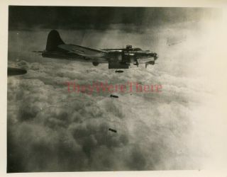 Wwii Photo - 463rd Bomb Group - B 17 Bomber Plane Nose Art - Pandoras Box