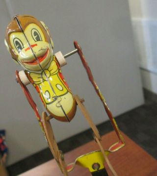 Vintage MARX ACROBATIC MARVEL TIN LITHO WIND UP MONKEY CIRCUS TOY 8