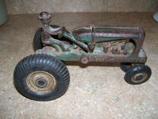 Vintage Arcade Cast Iron Allis Chalmers Toy Farm Tractor 2