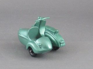 Vintage 1960s Matchbox 36 Lambretta Scooter Sidecar and Boxed 3
