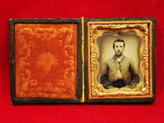 9TH PLATE CASED RUBY AMBROTYPE OF A CONFEDERATE PRIVATE.  VERY CLEAR CIVIL WAR 2