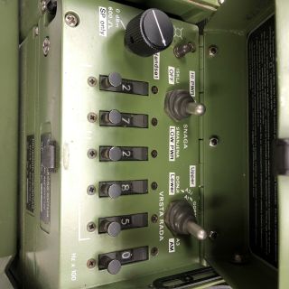 Rockwell Collins PRC - 515 - RU - 20 Military HF Radio Transceiver and Accessories 9