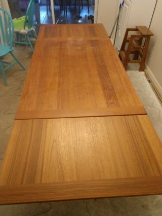 Mid - Century Danish Teak Draw Leaf Expandable Dining Table And 4 Chairs.  D - Scan