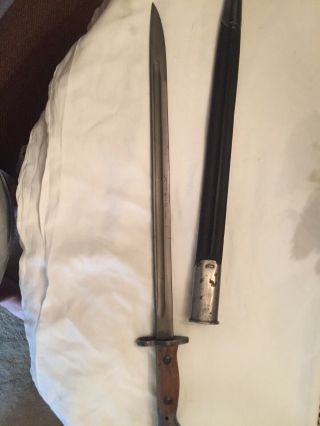 Antique 1907 British Enfield Bayonet with Scabbard 4