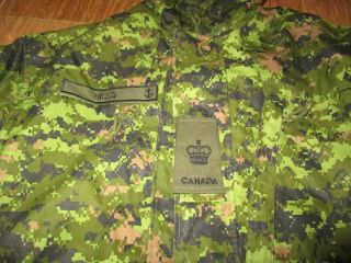 CANADIAN CADPAT ISSUE COMBAT ICE COAT,  Very Good 2