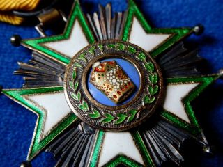 IRAN.  PERSIA.  ORDER OF THE CROWN 5TH CLASS.  MEDAL.  ORDEN 7