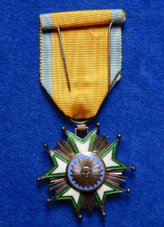 IRAN.  PERSIA.  ORDER OF THE CROWN 5TH CLASS.  MEDAL.  ORDEN 8