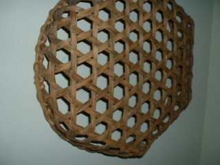 SHAKER STYLE CHEESE BASKET 12