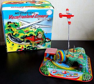 Vintage Tinplate Clockwork Vacationland Express Track Toy,  Yonezowa,  Japan.  Nmib