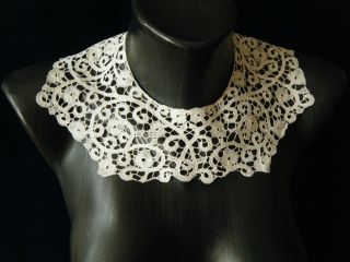19c Old Antique Collar Cantu Rococo Design Italian Bobbin Lace Hand Made Europe
