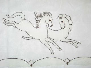 Vintage 11 Piece Set Madeira Placemats Table Runner Art Deco Horses - Embroidery