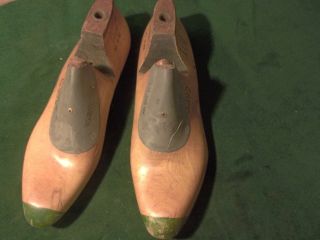 VINTAGE PAIR 1956 Wooden Size 10 - 1/2 C WOODRIGHT G392 Shoe Factory Lasts C - 46 2