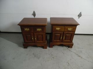 Jamestown American Vintage Cherry Night Stands - - End Tables