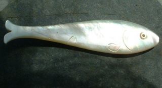 Antique Chinese Mother Of Pearl Fish Gaming Counter Silk Winder 60mm