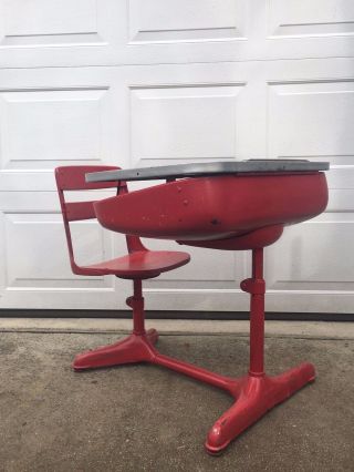Vintage 1930s Child ' s School Desk & Chair Wood And Metal American Seating Co 2