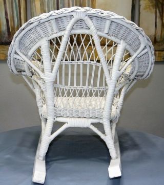 Vtg White Wicker Child ' s Rocking Chair Antique Rocker Ornate 6