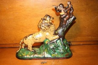 Cast Iron LION AND TWO MONKEYS Mechanical Bank by Kyser & Rex c 1883 5
