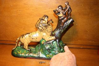 Cast Iron LION AND TWO MONKEYS Mechanical Bank by Kyser & Rex c 1883 6