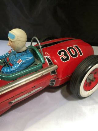 Vintage 1960s Tin Battery Operated Champion Racer 301 5