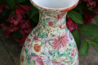 19th - 20th Century Antique Chinese Porcelain Hand Painted Flowers Vase - Marks 5