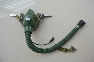 Air Force High Altitude Fighter Pilots Flight Oxygen Mask Ym - 6512a02,  " T " Bolt