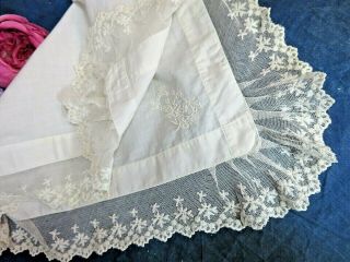 ANTIQUE embroidered LACE Victorian wedding HANDKERCHIEF French LINEN Dollie 19 