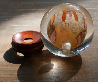 VINTAGE HAND PAINTED ART INNER PAINTING CHINESE CRYSTAL BALL W/ 4 BUDDHA IMAGES 7